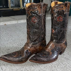 Old gringo cowboy boots